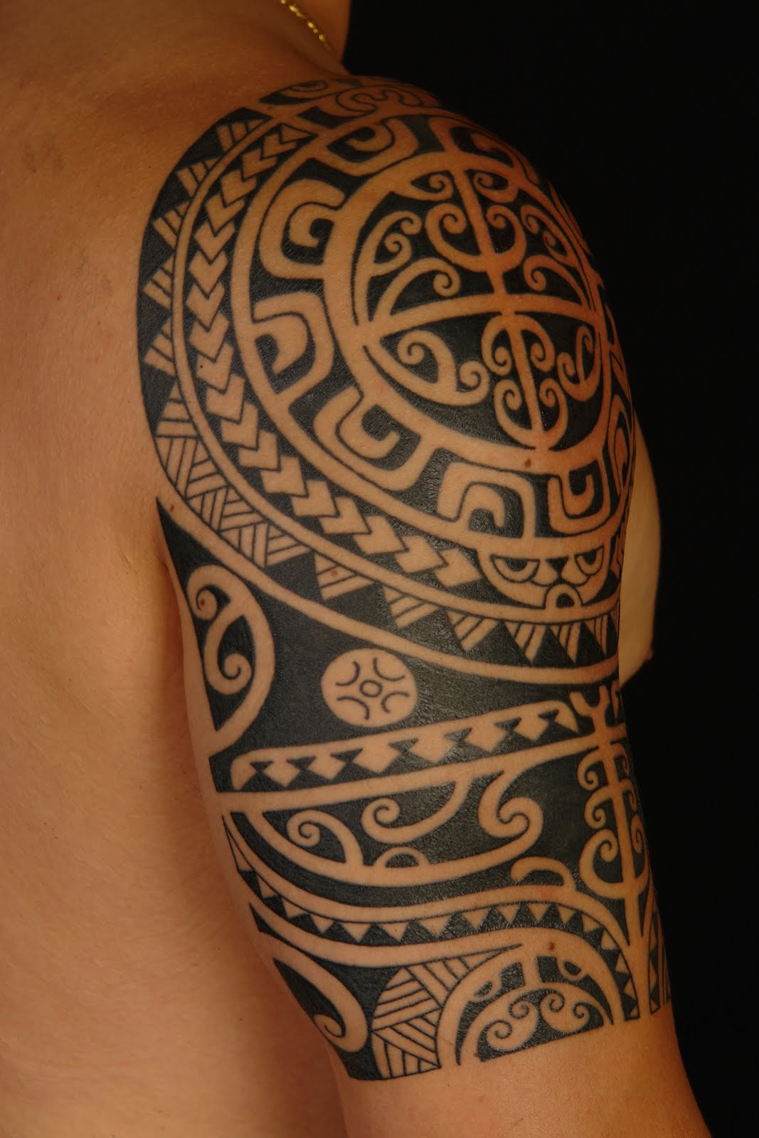 ¿Tatuajes? Artistic-maori-tattoo